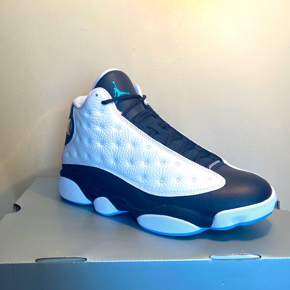 Retro Jordan 13 obsidian